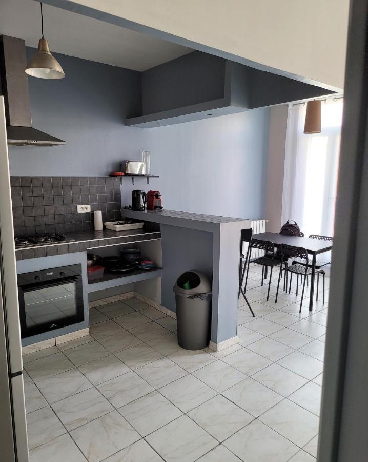 le T3 à 600mètre du vieux port proche de la gare Apartamento Marselha Exterior foto
